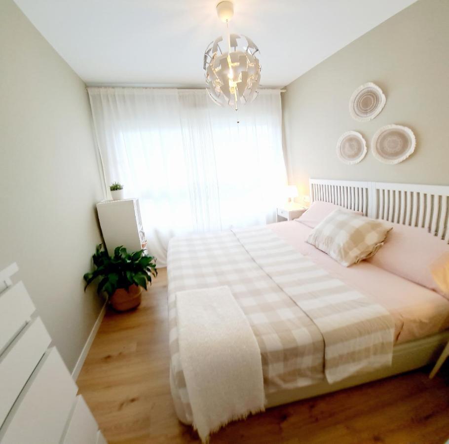 Costa Norte Gym Apartamento Con Terraza Garaje Y Piscina Castro Urdiales Ngoại thất bức ảnh